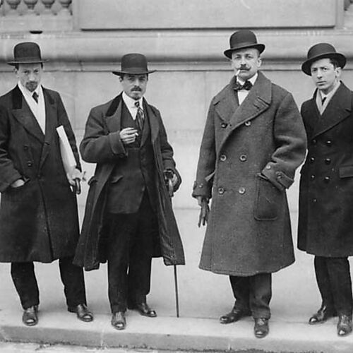 Fotografie von Russolo, Carrà, Marinetti, Boccioni and Severini