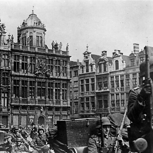 Foto, Deutsche Truppen ziehen in Brüssel ein
