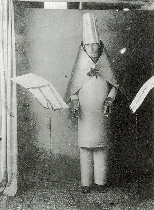 Hugo Balls Auftritt im Cabaret Voltaire