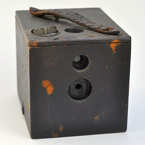 Schwarze Kodak No. 2 Bulls-Eye Boxkamera nach einem Modell aus dem Jahr 1898