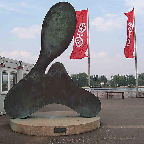 Plastik, Hans Arp, Schlüssel des Stundenschlägers