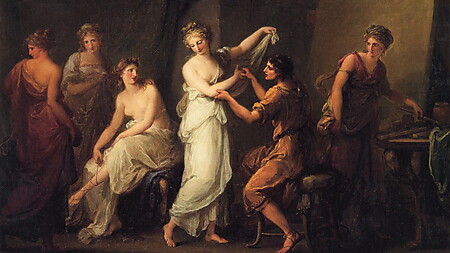 Klassizistische Atelierszene: Zeuxis prüft den Arm einer stehenden Frau; vier weitere Modelle umgeben ihn, eine greift rechts nach seinen Pinseln.