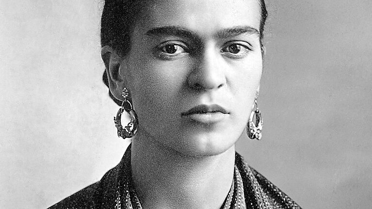 Frida Kahlo - Portrait